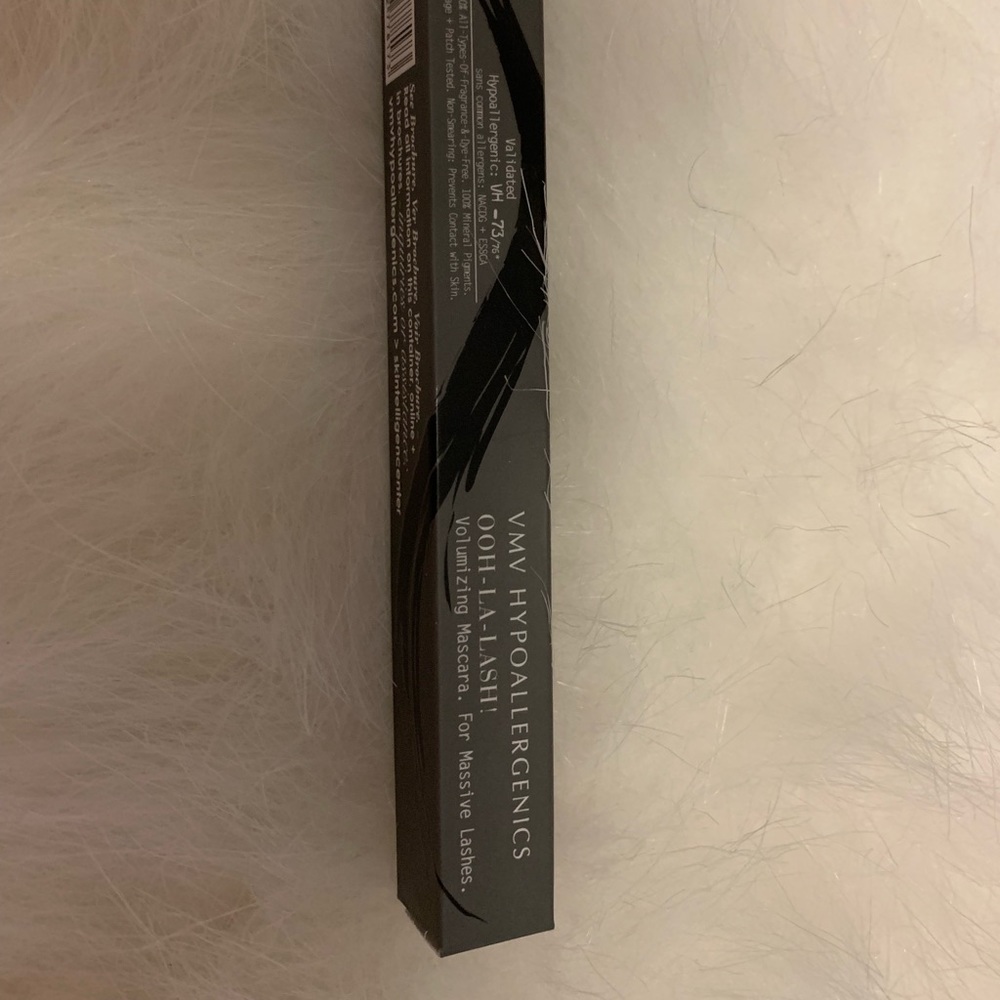 Vmv ooh la lash volumizing mascara